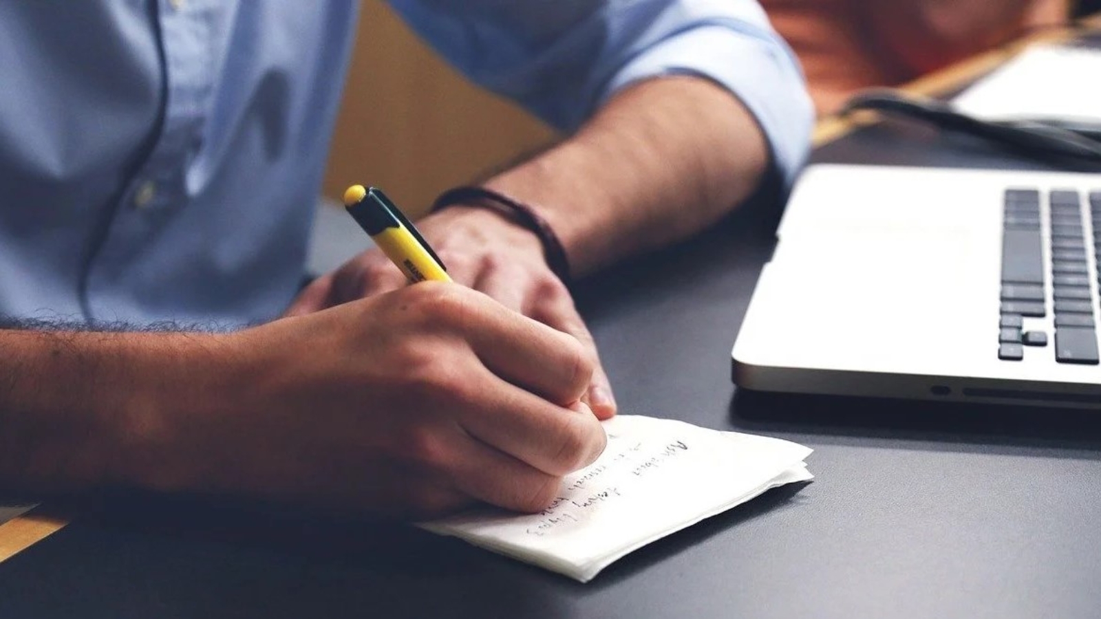 Upgrade Pengetahuan Pajak Staf Keuangan Tanpa Harus Keluar Kantor - Ikuti Training Online!